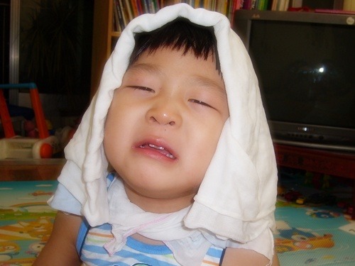 열로 고생한 동현